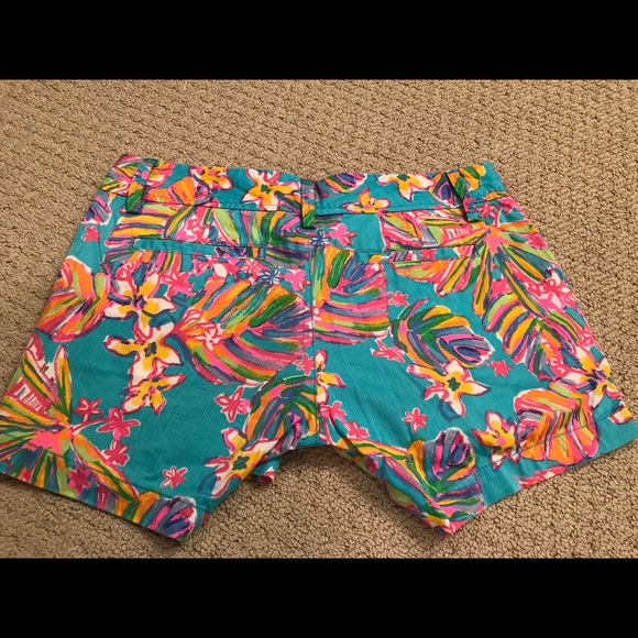 Lilly Pulitzer size 4 Callahan shorts - Picture 6 of 6